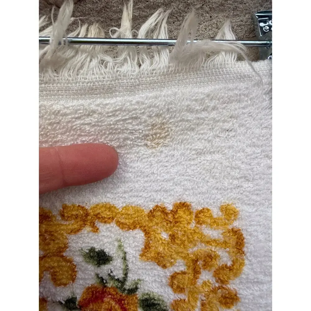 Vintage cannon yellow and gold rose hand towel